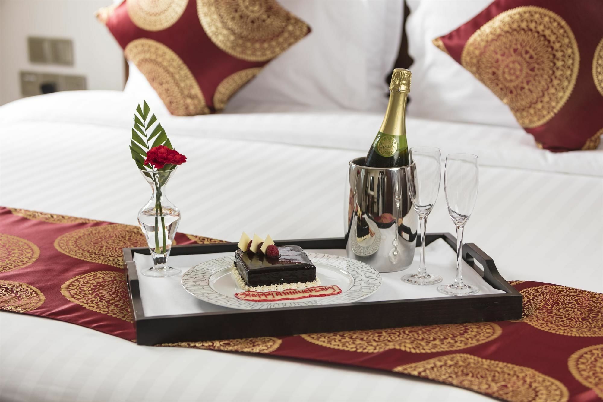 Coral Muscat Hotel And Apartments ภายนอก รูปภาพ